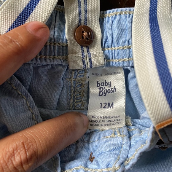 Baby Bgosh Shorts with Suspenders - Picture 3 of 4